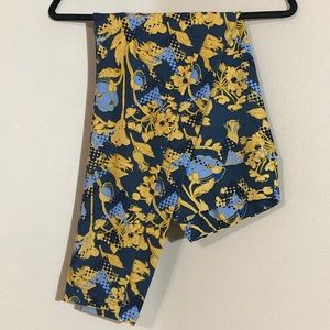 Blue & yellow floral print TC Lularoe Leggings